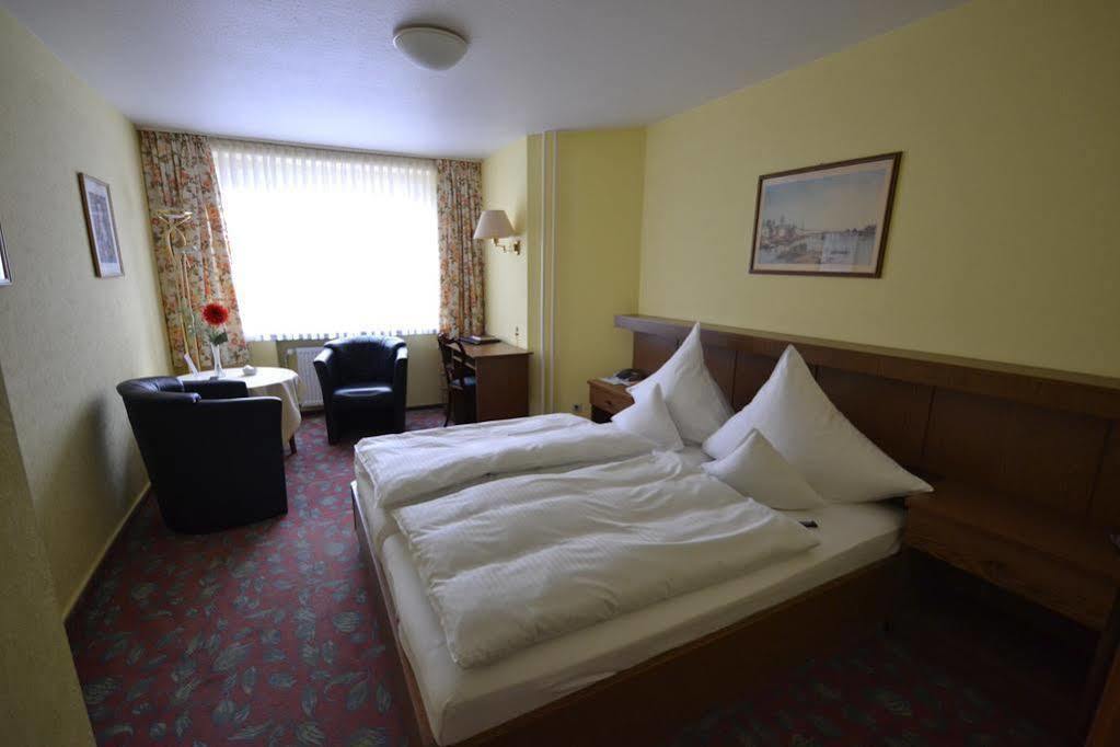 Ina Hotel Consul Кіль Екстер'єр фото