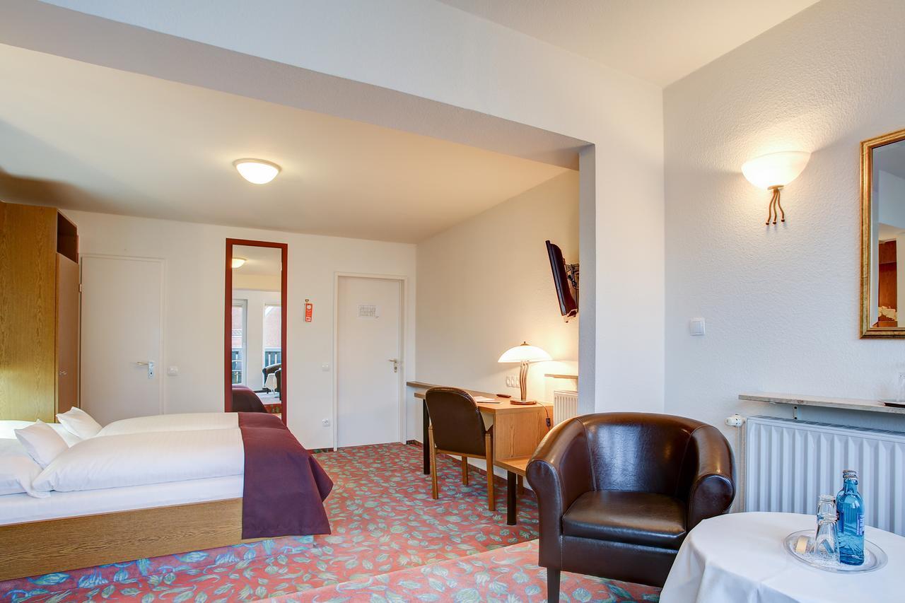 Ina Hotel Consul Кіль Екстер'єр фото