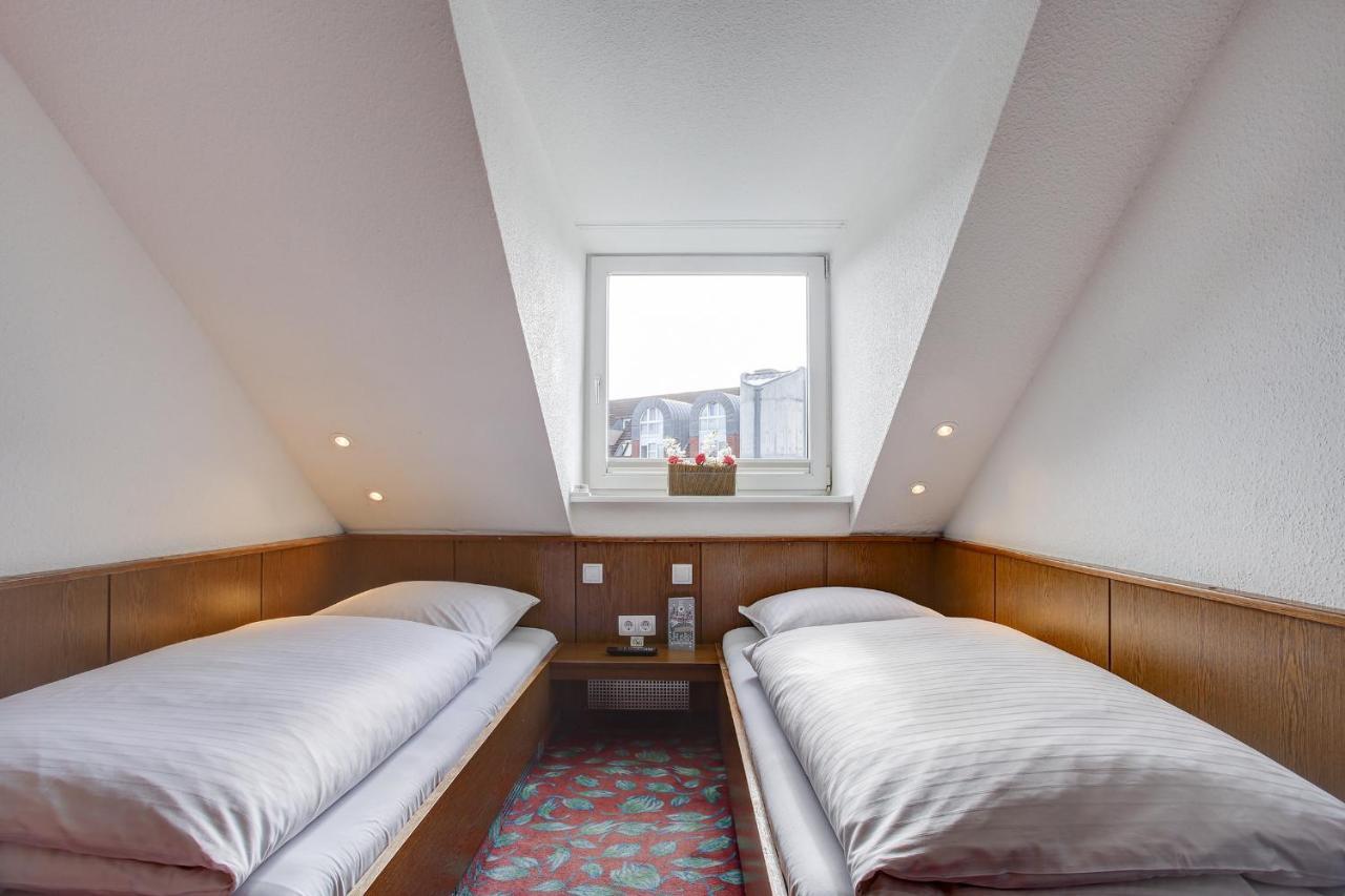 Ina Hotel Consul Кіль Екстер'єр фото